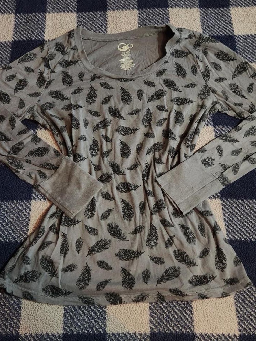 emo goth style long-sleeved shirt
